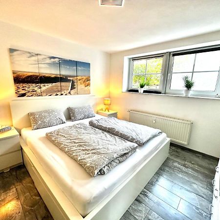 Modernes Apartment Mit Terrasse Und Highspeed Internet Zwischen Aalen Und Schwaebisch Gmuend Goggingen Exterior foto